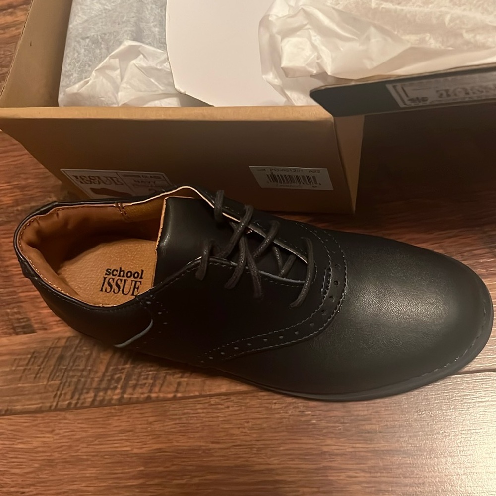 Girls Mary Jane school shoes